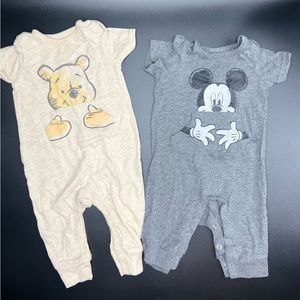 Set of two Disney onesies